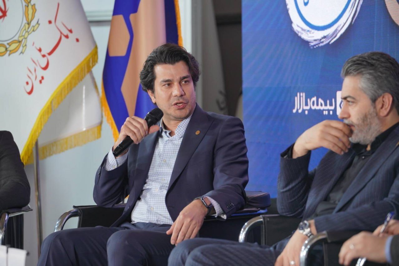 همه از خدمات بانک ملی استفاده میکنند، فقط کسی نمیداند!